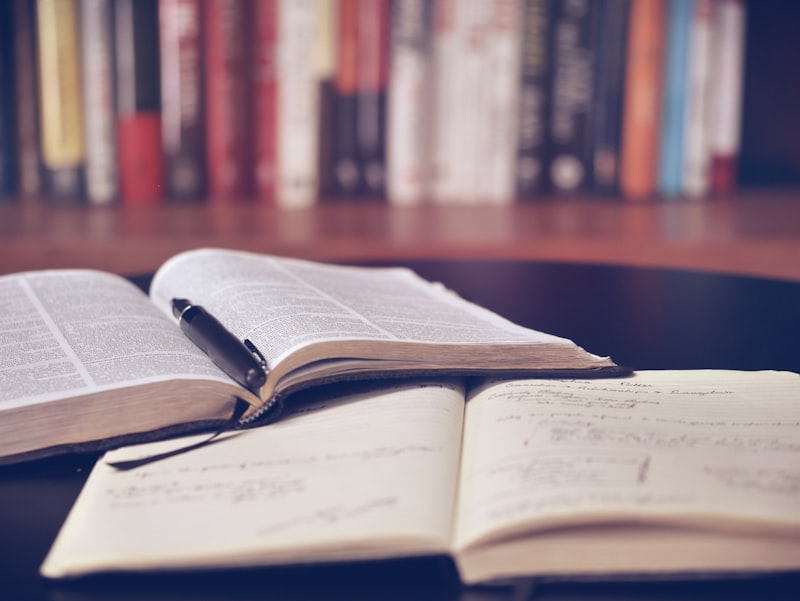 Student writing research paper